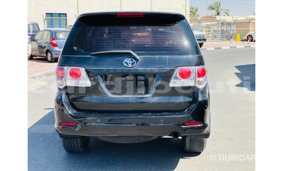 Acheter Import Voiture Toyota Fortuner Noir à Import - Dubai, Ali Sabieh Region Acheter Import Voiture Toyota Fortuner Noir à Import - Dubai, Ali Sabieh Region