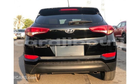Buy Import Hyundai Tucson Black Car in Import - Dubai in Ali Sabieh Region Buy Import Hyundai Tucson Black Car in Import - Dubai in Ali Sabieh Region