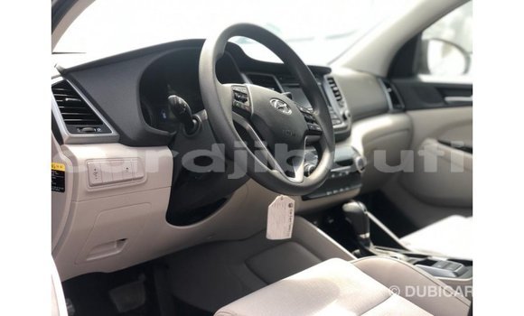Buy Import Hyundai Tucson Black Car in Import - Dubai in Ali Sabieh Region Buy Import Hyundai Tucson Black Car in Import - Dubai in Ali Sabieh Region