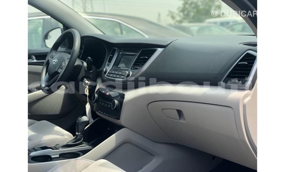 Buy Import Hyundai Tucson Black Car in Import - Dubai in Ali Sabieh Region Buy Import Hyundai Tucson Black Car in Import - Dubai in Ali Sabieh Region