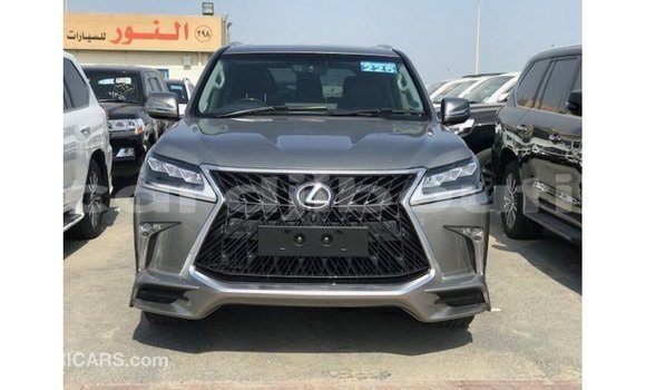 Acheter Import Voiture Lexus LX Autre à Import - Dubai, Ali Sabieh Region Acheter Import Voiture Lexus LX Autre à Import - Dubai, Ali Sabieh Region