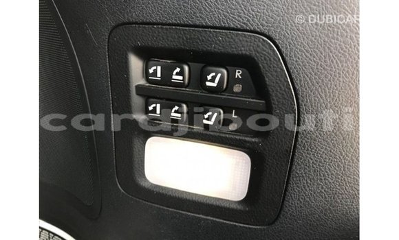 Acheter Import Voiture Lexus LX Autre à Import - Dubai, Ali Sabieh Region Acheter Import Voiture Lexus LX Autre à Import - Dubai, Ali Sabieh Region