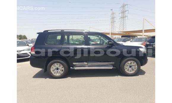 Buy Import Toyota Land Cruiser Black Car in Import - Dubai in Ali Sabieh Region Buy Import Toyota Land Cruiser Black Car in Import - Dubai in Ali Sabieh Region