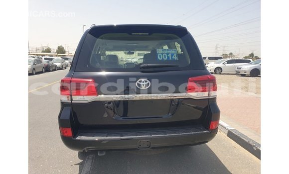 Buy Import Toyota Land Cruiser Black Car in Import - Dubai in Ali Sabieh Region Buy Import Toyota Land Cruiser Black Car in Import - Dubai in Ali Sabieh Region