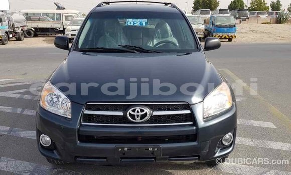 Buy Import Toyota 4Runner Green Car in Import - Dubai in Ali Sabieh Region Buy Import Toyota 4Runner Green Car in Import - Dubai in Ali Sabieh Region