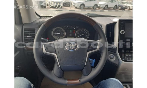 Buy Import Toyota Land Cruiser Black Car in Import - Dubai in Ali Sabieh Region Buy Import Toyota Land Cruiser Black Car in Import - Dubai in Ali Sabieh Region
