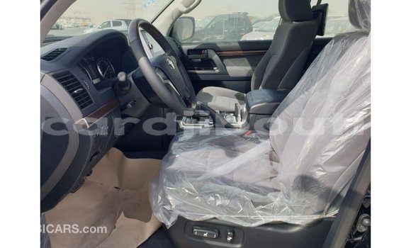 Buy Import Toyota Land Cruiser Black Car in Import - Dubai in Ali Sabieh Region Buy Import Toyota Land Cruiser Black Car in Import - Dubai in Ali Sabieh Region
