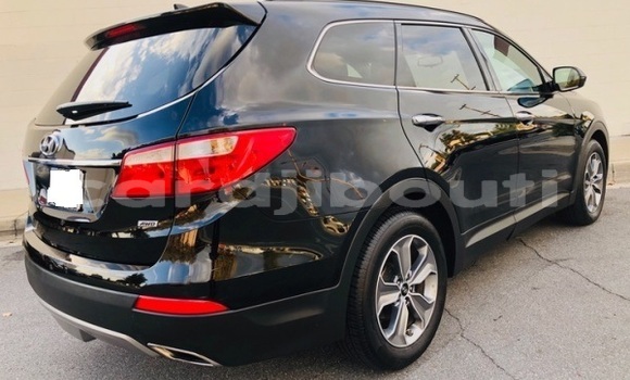 Acheter Import Voiture Hyundai Santa Fe Noir à Djibouti, Djibouti Region Acheter Import Voiture Hyundai Santa Fe Noir à Djibouti, Djibouti Region