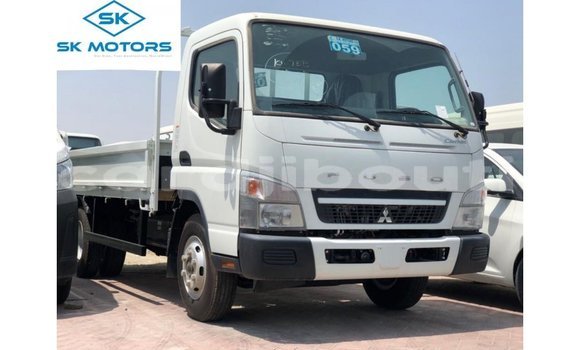 Acheter Import Voiture Mitsubishi i Blanc à Import - Dubai, Ali Sabieh Region Acheter Import Voiture Mitsubishi i Blanc à Import - Dubai, Ali Sabieh Region