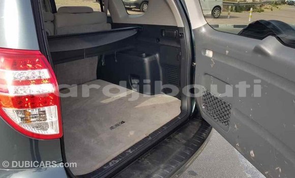 Buy Import Toyota 4Runner Green Car in Import - Dubai in Ali Sabieh Region Buy Import Toyota 4Runner Green Car in Import - Dubai in Ali Sabieh Region