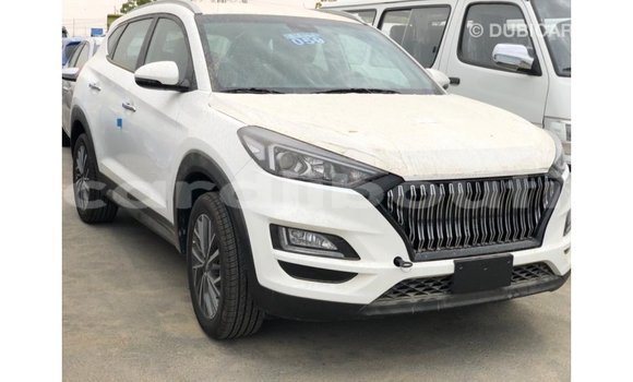 Acheter Import Voiture Hyundai Tucson Blanc à Import - Dubai, Ali Sabieh Region Acheter Import Voiture Hyundai Tucson Blanc à Import - Dubai, Ali Sabieh Region