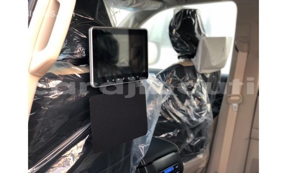 Buy Import Toyota Prado Black Car in Import - Dubai in Ali Sabieh Region Buy Import Toyota Prado Black Car in Import - Dubai in Ali Sabieh Region