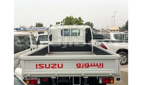Buy Import Isuzu Rodeo White Car in Import - Dubai in Ali Sabieh Region Buy Import Isuzu Rodeo White Car in Import - Dubai in Ali Sabieh Region