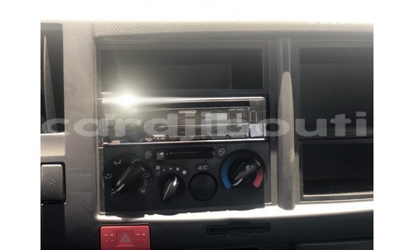 Buy Import Isuzu Rodeo White Car in Import - Dubai in Ali Sabieh Region Buy Import Isuzu Rodeo White Car in Import - Dubai in Ali Sabieh Region