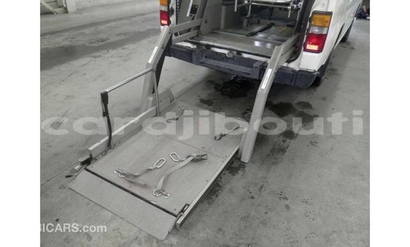 Buy Import Nissan Caravan White Car in Import - Dubai in Ali Sabieh Region Buy Import Nissan Caravan White Car in Import - Dubai in Ali Sabieh Region