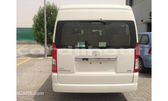 Buy Import Toyota Hiace White Car in Import - Dubai in Ali Sabieh Region Buy Import Toyota Hiace White Car in Import - Dubai in Ali Sabieh Region