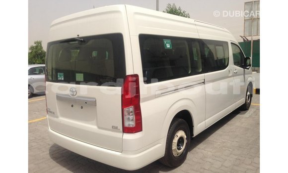 Buy Import Toyota Hiace White Car in Import - Dubai in Ali Sabieh Region Buy Import Toyota Hiace White Car in Import - Dubai in Ali Sabieh Region