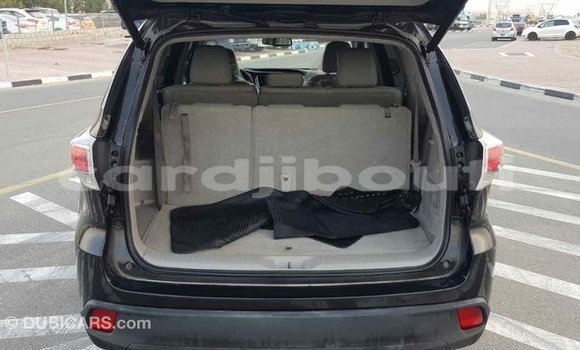 Buy Import Toyota Highlander Black Car in Import - Dubai in Ali Sabieh Region Buy Import Toyota Highlander Black Car in Import - Dubai in Ali Sabieh Region