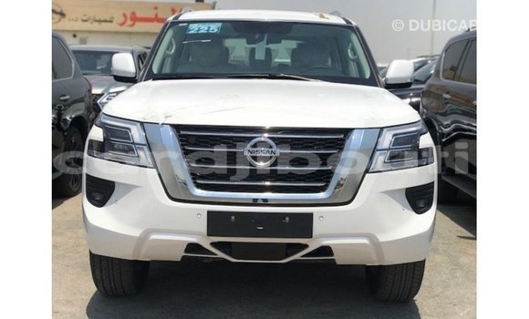 Acheter Import Voiture Nissan Patrol Blanc à Import - Dubai, Ali Sabieh Region Acheter Import Voiture Nissan Patrol Blanc à Import - Dubai, Ali Sabieh Region