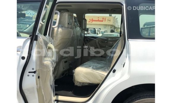 Acheter Import Voiture Nissan Patrol Blanc à Import - Dubai, Ali Sabieh Region Acheter Import Voiture Nissan Patrol Blanc à Import - Dubai, Ali Sabieh Region