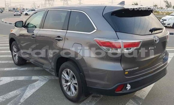 Buy Import Toyota Highlander Other Car in Import - Dubai in Ali Sabieh Region Buy Import Toyota Highlander Other Car in Import - Dubai in Ali Sabieh Region