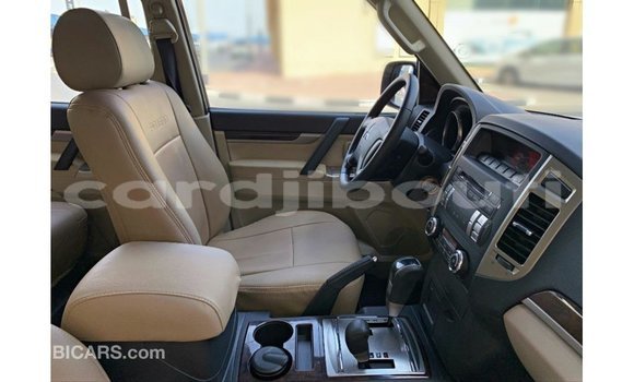 Buy Import Mitsubishi Pajero White Car in Import - Dubai in Ali Sabieh Region Buy Import Mitsubishi Pajero White Car in Import - Dubai in Ali Sabieh Region