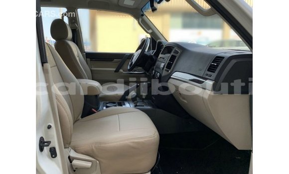 Buy Import Mitsubishi Pajero White Car in Import - Dubai in Ali Sabieh Region Buy Import Mitsubishi Pajero White Car in Import - Dubai in Ali Sabieh Region