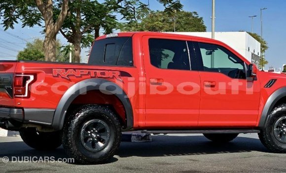 Acheter Import Voiture Ford Club Wagon Rouge à Import - Dubai, Ali Sabieh Region Acheter Import Voiture Ford Club Wagon Rouge à Import - Dubai, Ali Sabieh Region