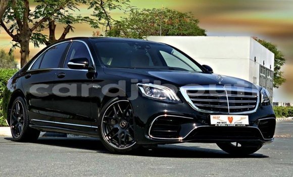 Buy Import Mercedes-Benz 190 Black Car in Import - Dubai in Ali Sabieh Region