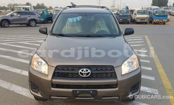 Buy Import Toyota 4Runner Brown Car in Import - Dubai in Ali Sabieh Region Buy Import Toyota 4Runner Brown Car in Import - Dubai in Ali Sabieh Region