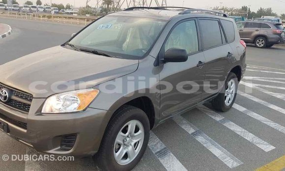Buy Import Toyota 4Runner Brown Car in Import - Dubai in Ali Sabieh Region Buy Import Toyota 4Runner Brown Car in Import - Dubai in Ali Sabieh Region