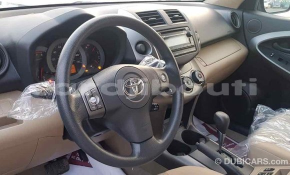 Buy Import Toyota 4Runner Brown Car in Import - Dubai in Ali Sabieh Region Buy Import Toyota 4Runner Brown Car in Import - Dubai in Ali Sabieh Region