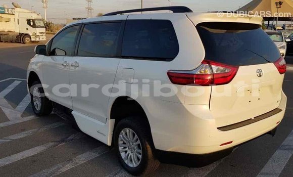 Buy Import Toyota Sienna White Car in Import - Dubai in Ali Sabieh Region Buy Import Toyota Sienna White Car in Import - Dubai in Ali Sabieh Region