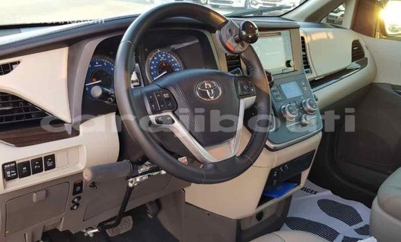 Buy Import Toyota Sienna White Car in Import - Dubai in Ali Sabieh Region Buy Import Toyota Sienna White Car in Import - Dubai in Ali Sabieh Region