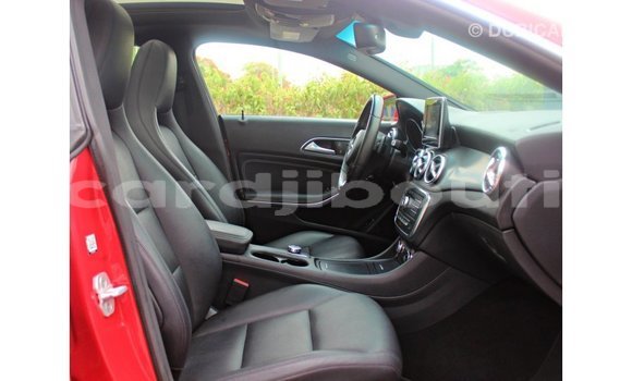 Acheter Import Voiture Mercedes-Benz 250 Rouge à Import - Dubai, Ali Sabieh Region Acheter Import Voiture Mercedes-Benz 250 Rouge à Import - Dubai, Ali Sabieh Region