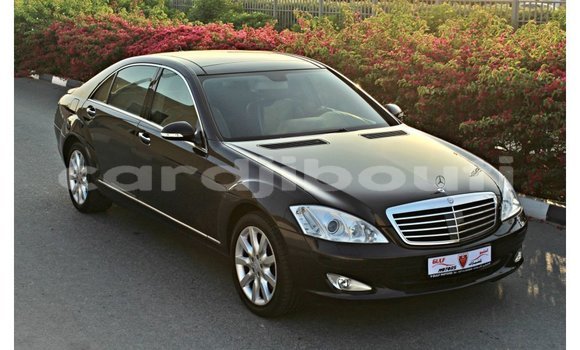 Acheter Import Voiture Mercedes-Benz 200 Bleu à Import - Dubai, Ali Sabieh Region