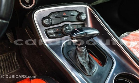 Acheter Import Voiture Dodge Challenger Noir à Import - Dubai, Ali Sabieh Region Acheter Import Voiture Dodge Challenger Noir à Import - Dubai, Ali Sabieh Region