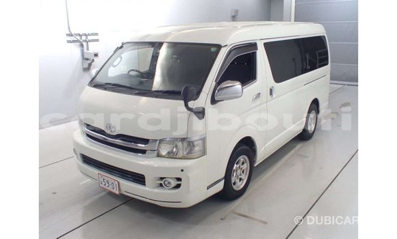 Buy Import Toyota Regius White Car in Import - Dubai in Ali Sabieh Region Buy Import Toyota Regius White Car in Import - Dubai in Ali Sabieh Region