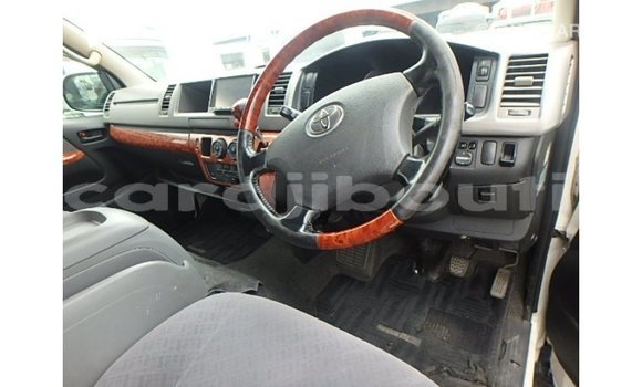 Buy Import Toyota Regius White Car in Import - Dubai in Ali Sabieh Region Buy Import Toyota Regius White Car in Import - Dubai in Ali Sabieh Region
