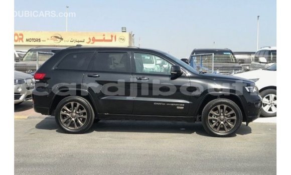 Acheter Import Voiture Jeep Cherokee Autre à Import - Dubai, Ali Sabieh Region Acheter Import Voiture Jeep Cherokee Autre à Import - Dubai, Ali Sabieh Region