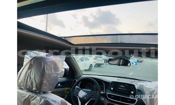 Buy Import Hyundai Tucson Other Car in Import - Dubai in Ali Sabieh Region Buy Import Hyundai Tucson Other Car in Import - Dubai in Ali Sabieh Region