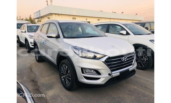 Buy Import Hyundai Tucson Other Car in Import - Dubai in Ali Sabieh Region Buy Import Hyundai Tucson Other Car in Import - Dubai in Ali Sabieh Region