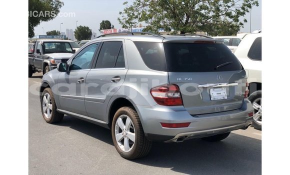 Buy Import Mercedes-Benz 190 Other Car in Import - Dubai in Ali Sabieh Region Buy Import Mercedes-Benz 190 Other Car in Import - Dubai in Ali Sabieh Region