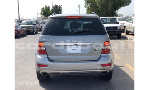 Buy Import Mercedes-Benz 190 Other Car in Import - Dubai in Ali Sabieh Region Buy Import Mercedes-Benz 190 Other Car in Import - Dubai in Ali Sabieh Region