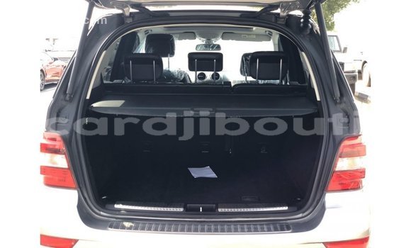 Buy Import Mercedes-Benz 190 Other Car in Import - Dubai in Ali Sabieh Region Buy Import Mercedes-Benz 190 Other Car in Import - Dubai in Ali Sabieh Region