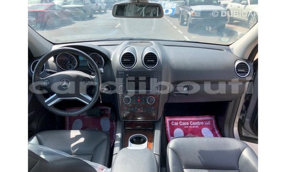 Buy Import Mercedes-Benz 190 Other Car in Import - Dubai in Ali Sabieh Region Buy Import Mercedes-Benz 190 Other Car in Import - Dubai in Ali Sabieh Region