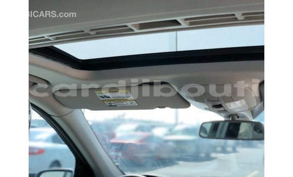 Buy Import Mercedes-Benz 190 Other Car in Import - Dubai in Ali Sabieh Region Buy Import Mercedes-Benz 190 Other Car in Import - Dubai in Ali Sabieh Region