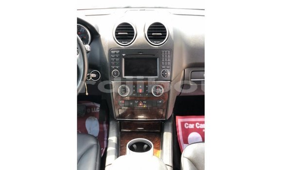 Buy Import Mercedes-Benz 190 Other Car in Import - Dubai in Ali Sabieh Region Buy Import Mercedes-Benz 190 Other Car in Import - Dubai in Ali Sabieh Region
