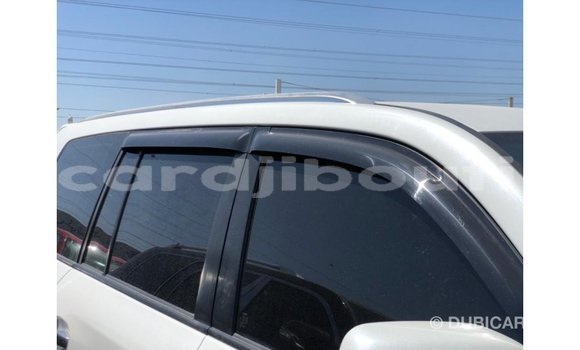 Buy Import Toyota Land Cruiser White Car in Import - Dubai in Ali Sabieh Region Buy Import Toyota Land Cruiser White Car in Import - Dubai in Ali Sabieh Region