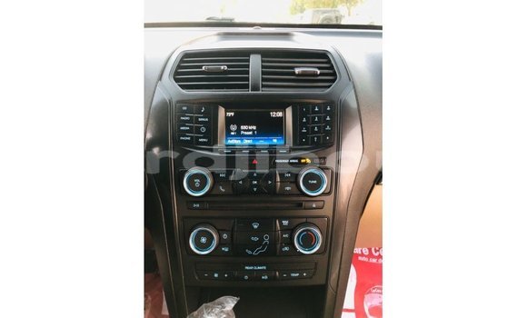 Buy Import Ford Explorer Red Car in Import - Dubai in Ali Sabieh Region Buy Import Ford Explorer Red Car in Import - Dubai in Ali Sabieh Region